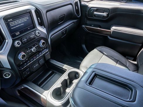 Used 2021 GMC Sierra 1500 SLT image 25