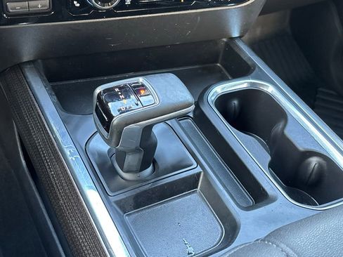 Used 2025 Chevrolet Silverado 1500 LT Trail Boss w/ Dark Appearance Package image 23