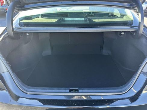 Used 2022 Toyota Camry LE image 8