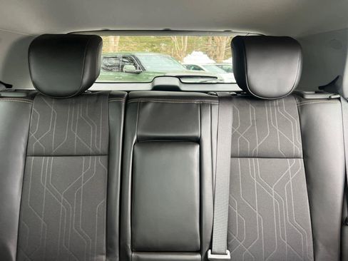 Certified 2022 Chevrolet Trax LT w/ LT Convenience Package image 28