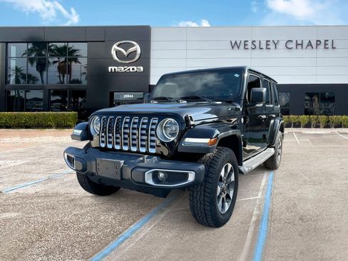 Used 2018 Jeep Wrangler Unlimited Sahara AWD/4WD image 1