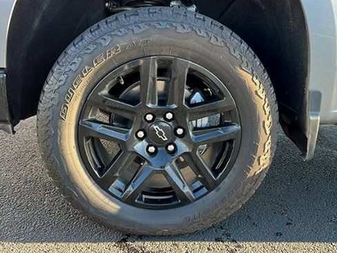 Certified 2025 Chevrolet Silverado 1500 LT Trail Boss w/ Convenience Package II image 11
