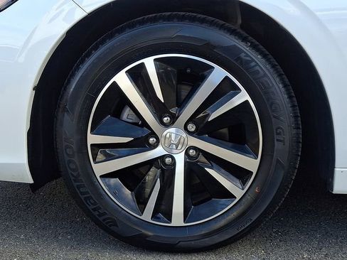 Certified 2024 Honda Civic LX image 8