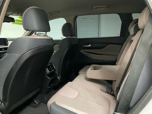 Used 2019 Hyundai Santa Fe SEL image 10