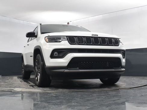 New 2026 Jeep Compass Latitude w/ Sun and Sound Group image 43