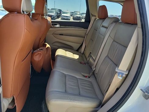Used 2014 Jeep Grand Cherokee Limited RWD image 13