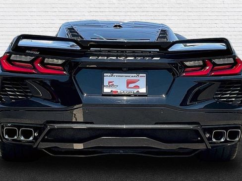 Used 2021 Chevrolet Corvette Stingray Premium Cpe w/ Z51 Performance Package RWD image 5