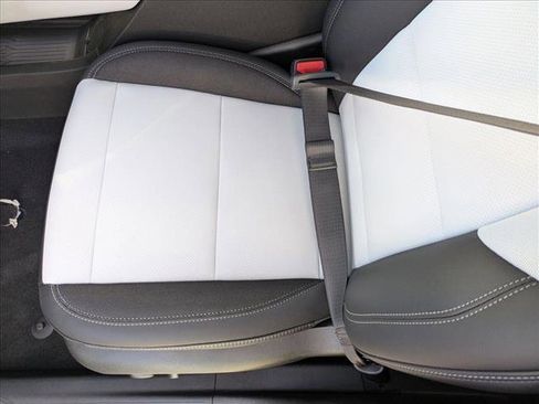 New 2026 Chevrolet Equinox EV LT image 4