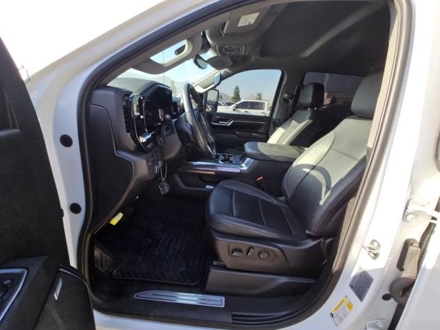 Used 2024 Chevrolet Silverado 2500 LTZ w/ LTZ Convenience Package AWD/4WD image 5
