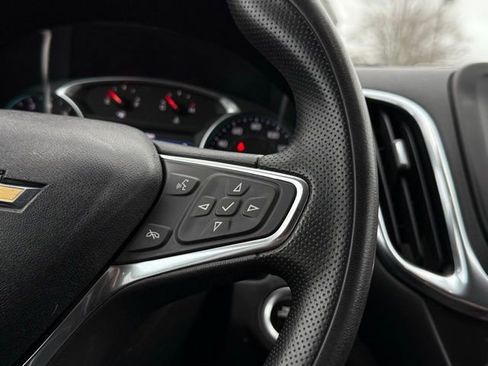 Used 2021 Chevrolet Equinox LT image 10