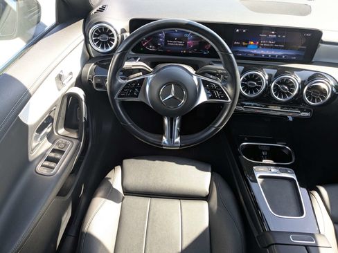 Used 2025 Mercedes-Benz CLA 250 image 16