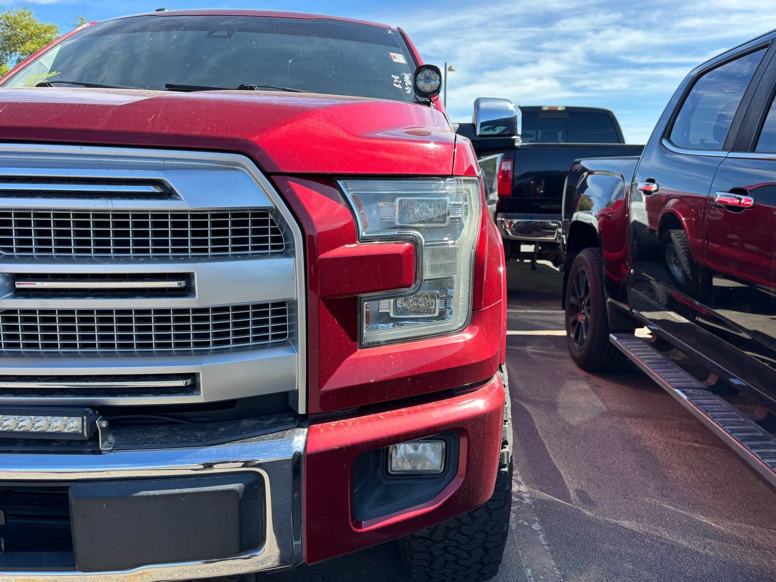 Used 2015 Ford F150 Platinum w/ Equipment Group 701A Luxury AWD/4WD image 8