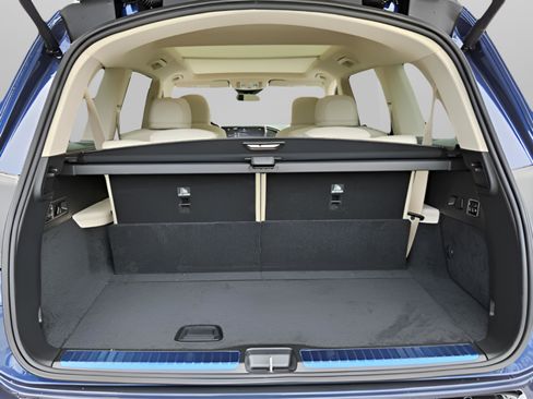 New 2026 Mercedes-Benz GLS 450 4MATIC image 29