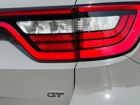 Used 2023 Dodge Durango GT AWD/4WD image 12