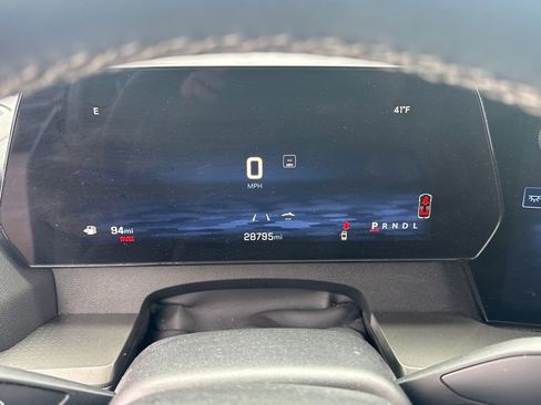 Used 2024 Chevrolet Traverse LT w/ Midnight/Sport Edition image 22