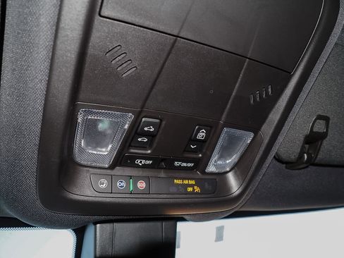 Certified 2024 Chevrolet Equinox RS w/ RS Leather Package image 35