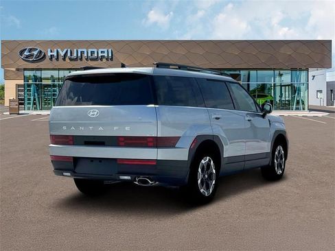Used 2026 Hyundai Santa Fe SEL image 7