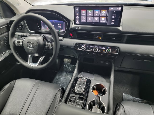 New 2026 Honda Pilot Touring image 28