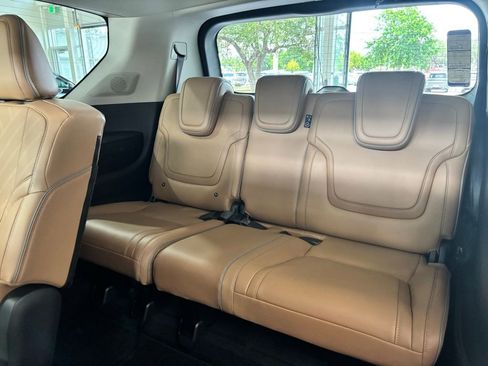 Certified 2026 INFINITI QX80 Luxe w/ Cargo Package AWD/4WD image 25