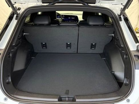 New 2026 Chevrolet Equinox EV LT FWD image 4