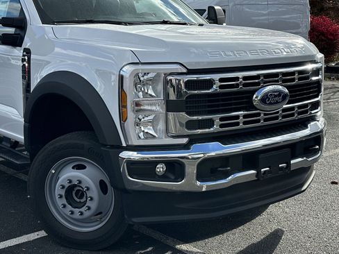 New 2026 Ford F450 XL w/ XL Chrome Package image 45