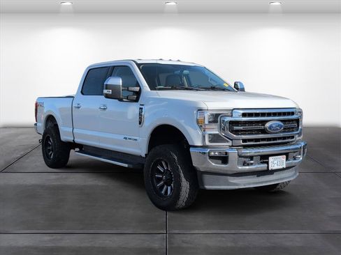 Used 2020 Ford F350 Lariat w/ Lariat Ultimate Package image 2