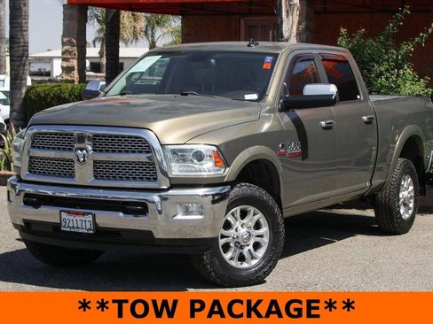 Used 2014 RAM 2500 Laramie w/ Convenience Group AWD/4WD image 4