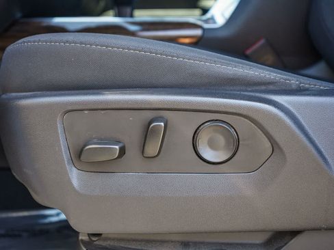 Used 2022 GMC Sierra 1500 Elevation AWD/4WD image 19