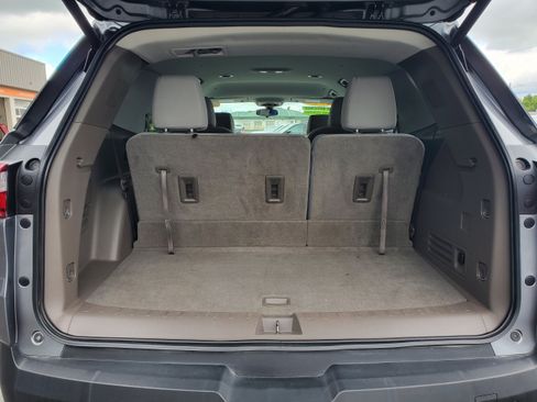 Used 2019 Chevrolet Traverse LT FWD image 31