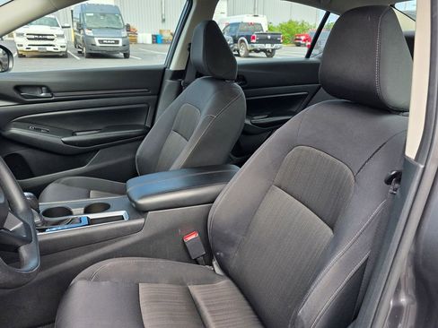 Used 2024 Nissan Altima 2.5 S FWD image 10