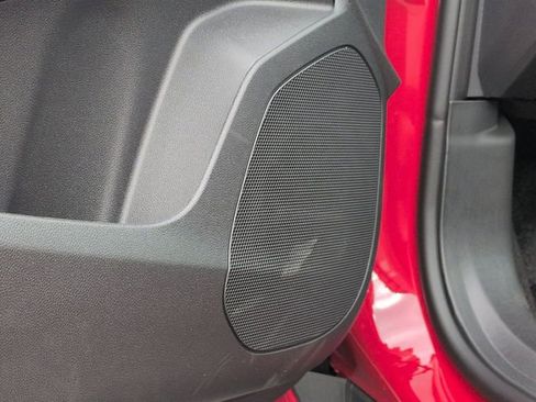New 2026 Chevrolet Trax LS w/ LS Convenience Package FWD image 19
