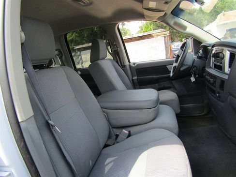 Used 2007 Dodge Ram 1500 Truck SLT image 6