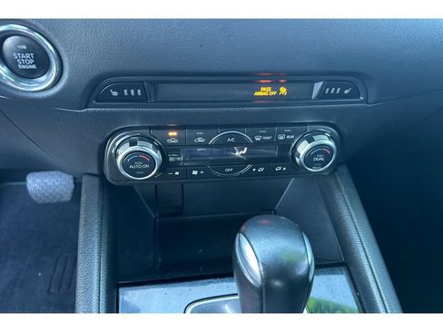 Used 2018 MAZDA CX-5 Touring w/ Preferred Equipment Package image 25