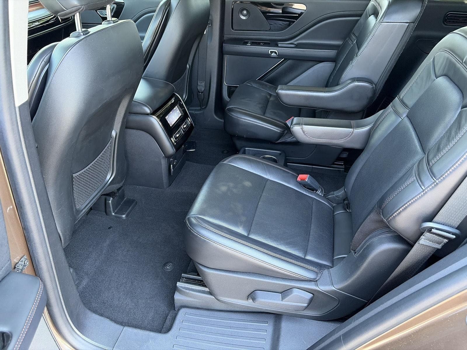 Used 2022 Lincoln Aviator Reserve w/ Elements Package Plus AWD/4WD image 52
