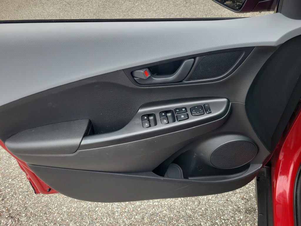 Used 2020 Hyundai Kona SE FWD image 10