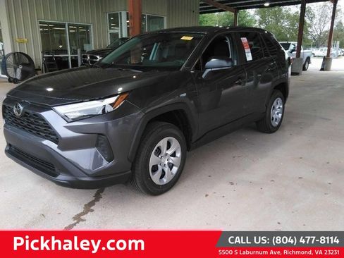 Used 2023 Toyota RAV4 LE image 1