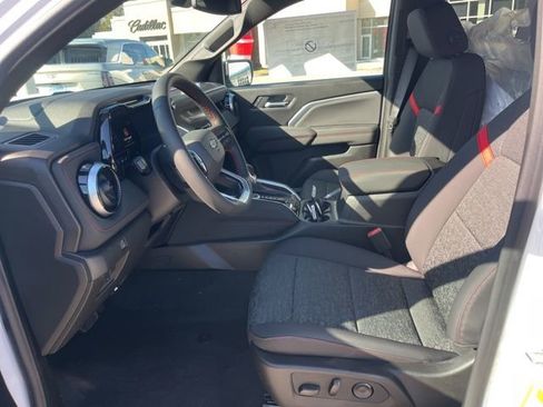 New 2026 Chevrolet Colorado Z71 image 16