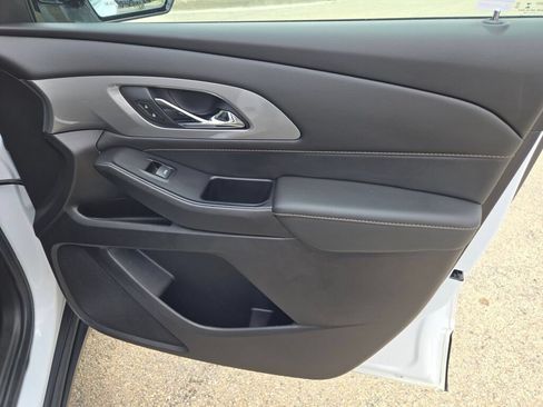 Used 2019 Chevrolet Traverse LT AWD/4WD image 6