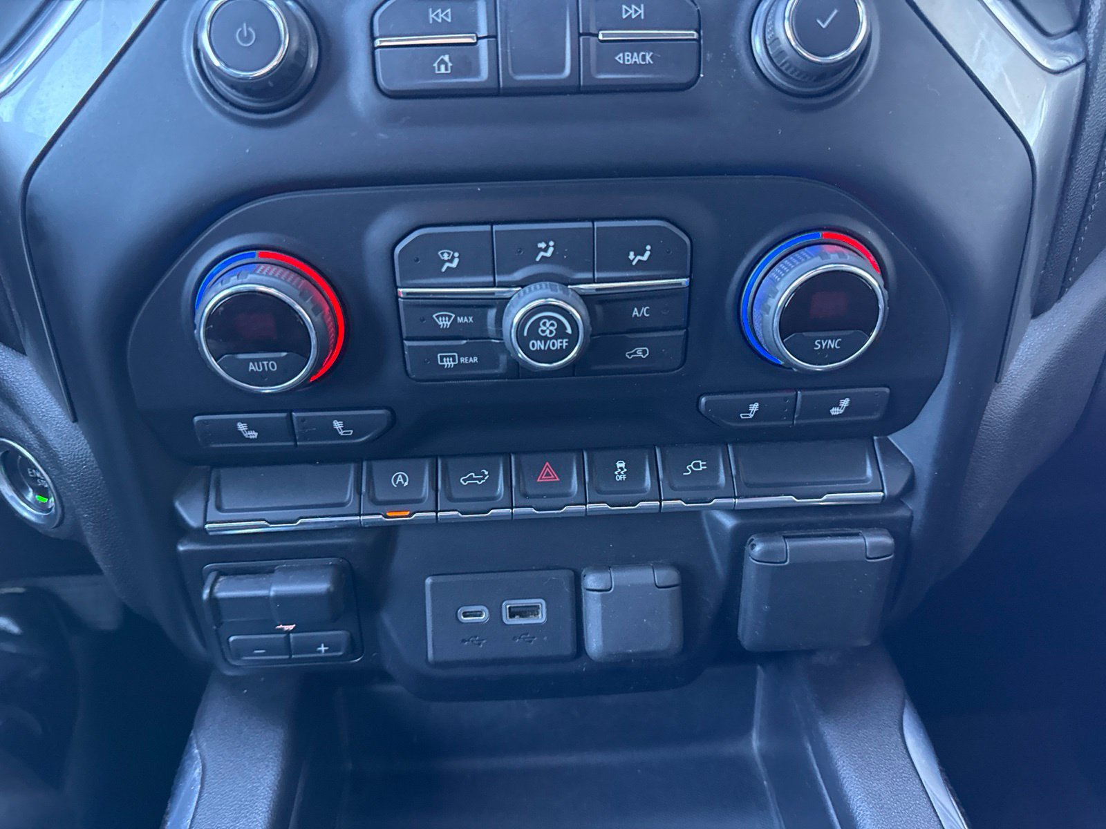 Used 2020 Chevrolet Silverado 1500 RST w/ All-Star Edition AWD/4WD image 26