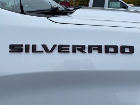 Used 2023 Chevrolet Silverado 1500 RST w/ Redline Edition image 11