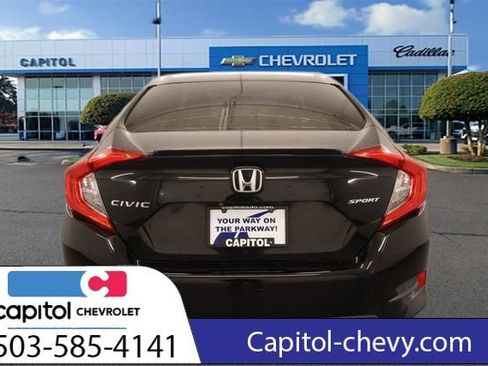 Used 2019 Honda Civic Sport image 4