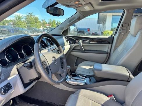 Used 2017 Buick Enclave Leather w/ Trailering Package AWD/4WD image 10
