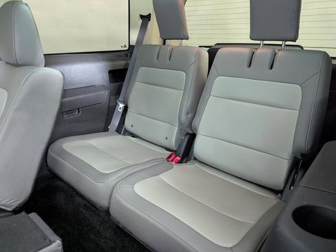 Used 2019 Ford Flex SEL w/ Equipment Group 202A image 17