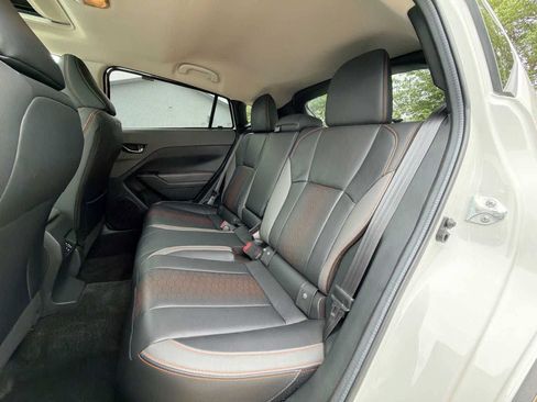 Certified 2024 Subaru Crosstrek 2.5i Limited w/ Crosstrek Mirror Package AWD/4WD image 17