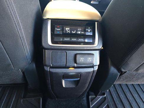 Used 2020 Subaru Ascent Premium w/ Sport Package image 23