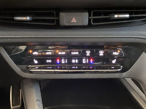 Used 2023 Buick Envision Preferred FWD image 26