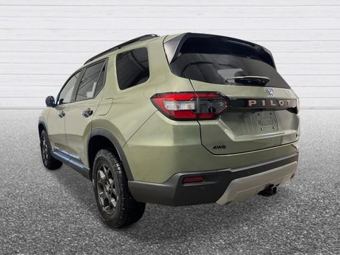 New 2026 Honda Pilot TrailSport image 3