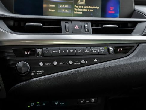 Used 2019 Lexus ES 350 image 30