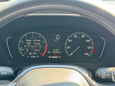 Used 2025 Honda Pilot Touring image 32