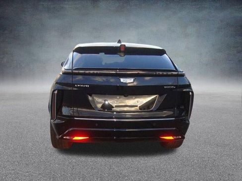 New 2025 Cadillac Lyriq Luxury w/ LPO, Bronce Accent Package image 5